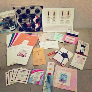 ❤️ Mix samples of skin care & makeup 💄